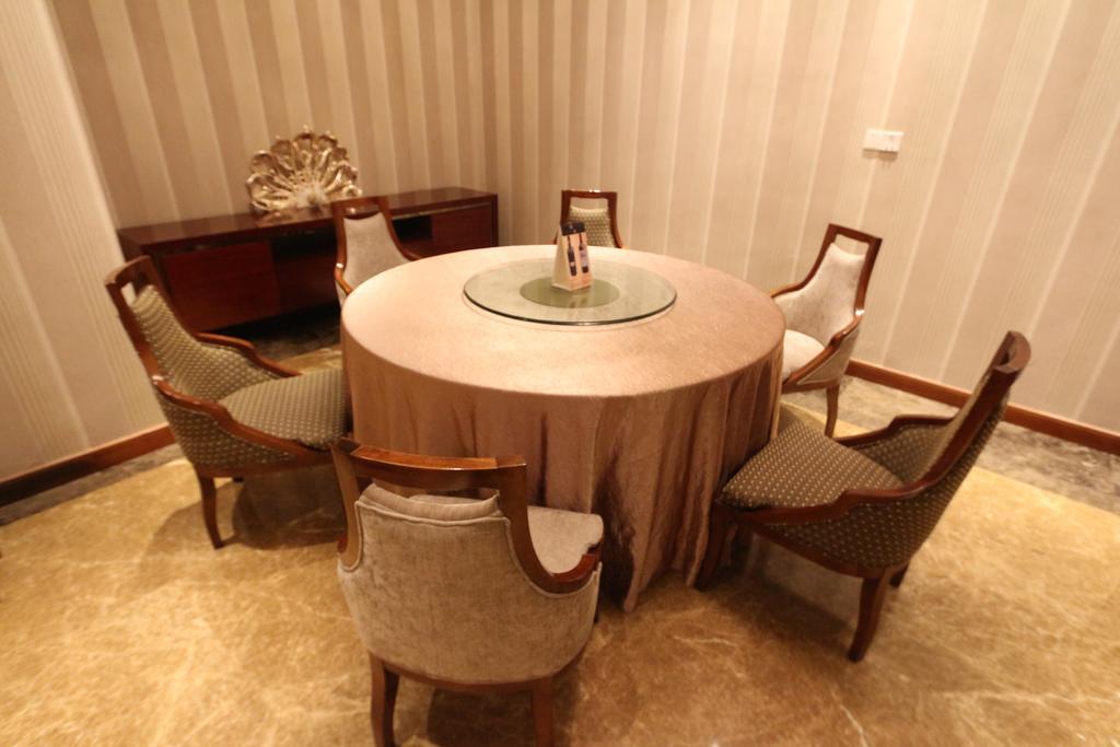 Leeden Jingxi Hotel Guangzhou Exterior photo
